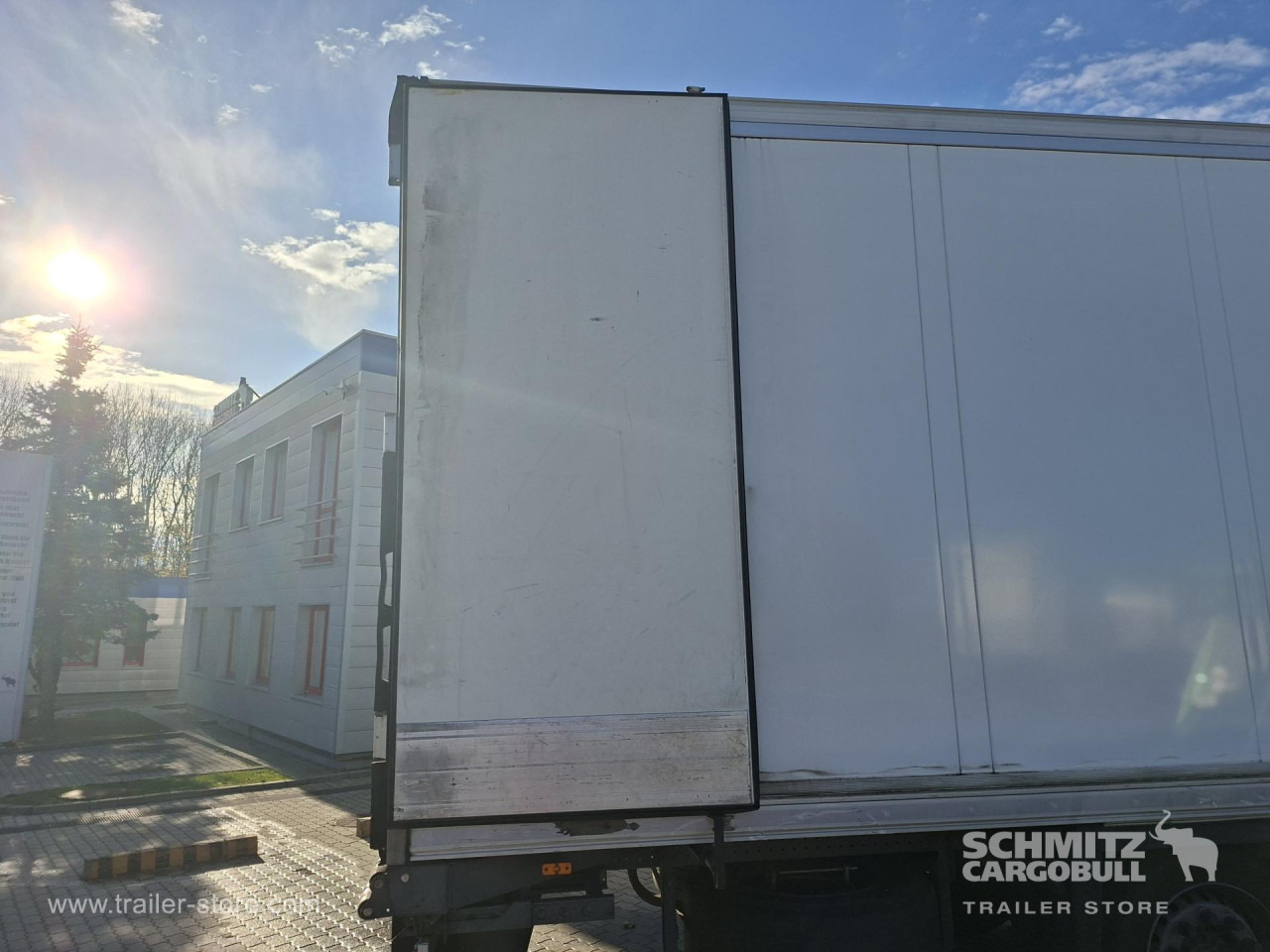 SCHMITZ Reefer Multitemp - Isothermal semi-trailer: picture 4 SCHMITZ Reefer Multitemp - Isothermal semi-trailer: picture 4