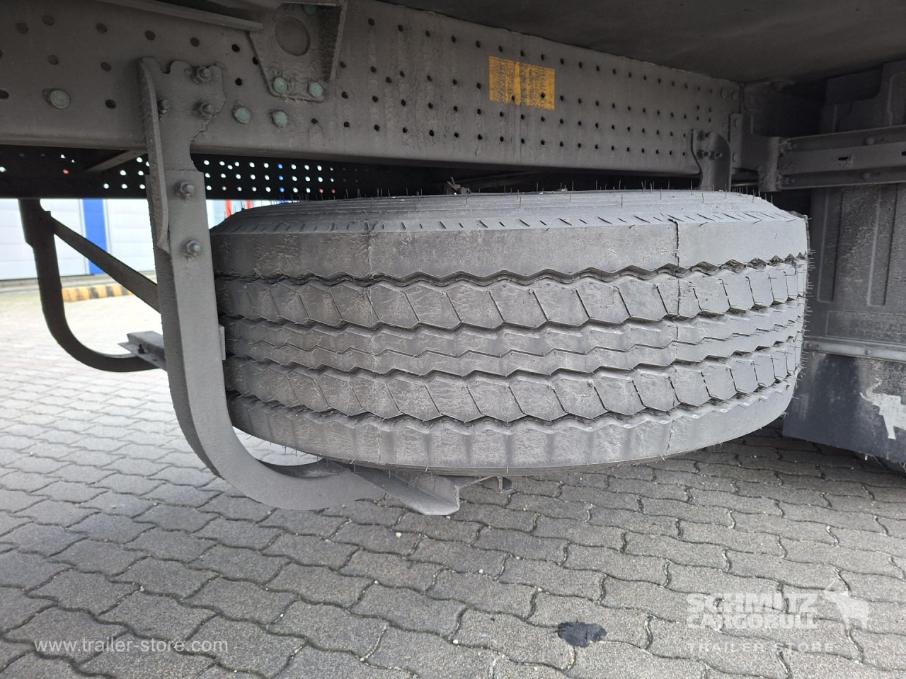 SCHMITZ Reefer Multitemp - Isothermal semi-trailer: picture 4 SCHMITZ Reefer Multitemp - Isothermal semi-trailer: picture 4