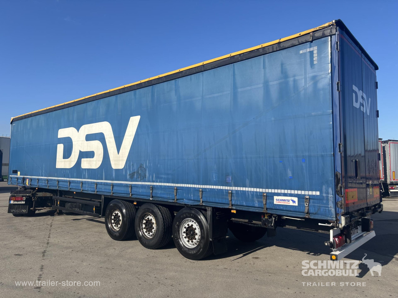 SCHMITZ Curtainsider Standard - Curtainsider semi-trailer: picture 4 SCHMITZ Curtainsider Standard - Curtainsider semi-trailer: picture 4