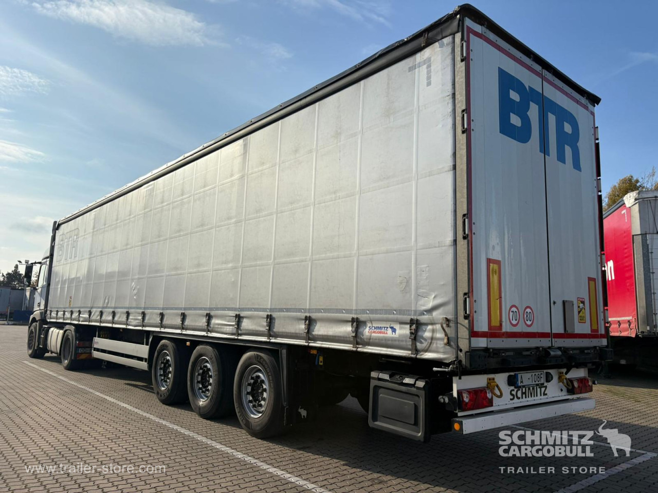 SCHMITZ Curtainsider Standard - Curtainsider semi-trailer: picture 2 SCHMITZ Curtainsider Standard - Curtainsider semi-trailer: picture 2