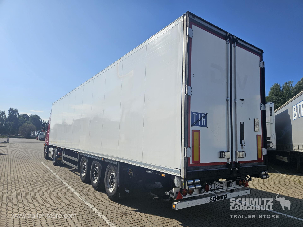 SCHMITZ Reefer Standard Double deck - Isothermal semi-trailer: picture 2 SCHMITZ Reefer Standard Double deck - Isothermal semi-trailer: picture 2