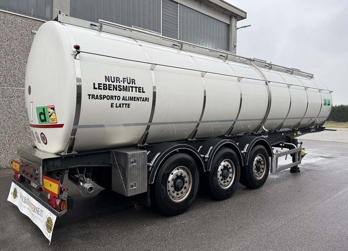 BATA CISTERNA ALIMENTARE SANTI-MENCI ANNO 05-2010 - Tank semi-trailer: picture 4 BATA CISTERNA ALIMENTARE SANTI-MENCI ANNO 05-2010 - Tank semi-trailer: picture 4