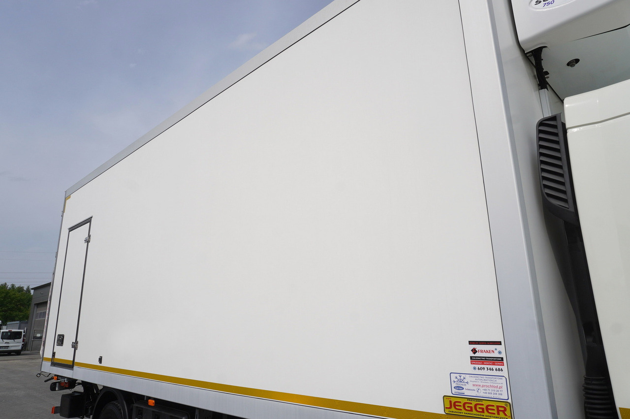 Refrigerator truck DAF LF 16.260 / Jegger Refrigerator / Carrier Supra 750 / DHOLLANDIA 1500 kg / Sleeper cab: picture 11