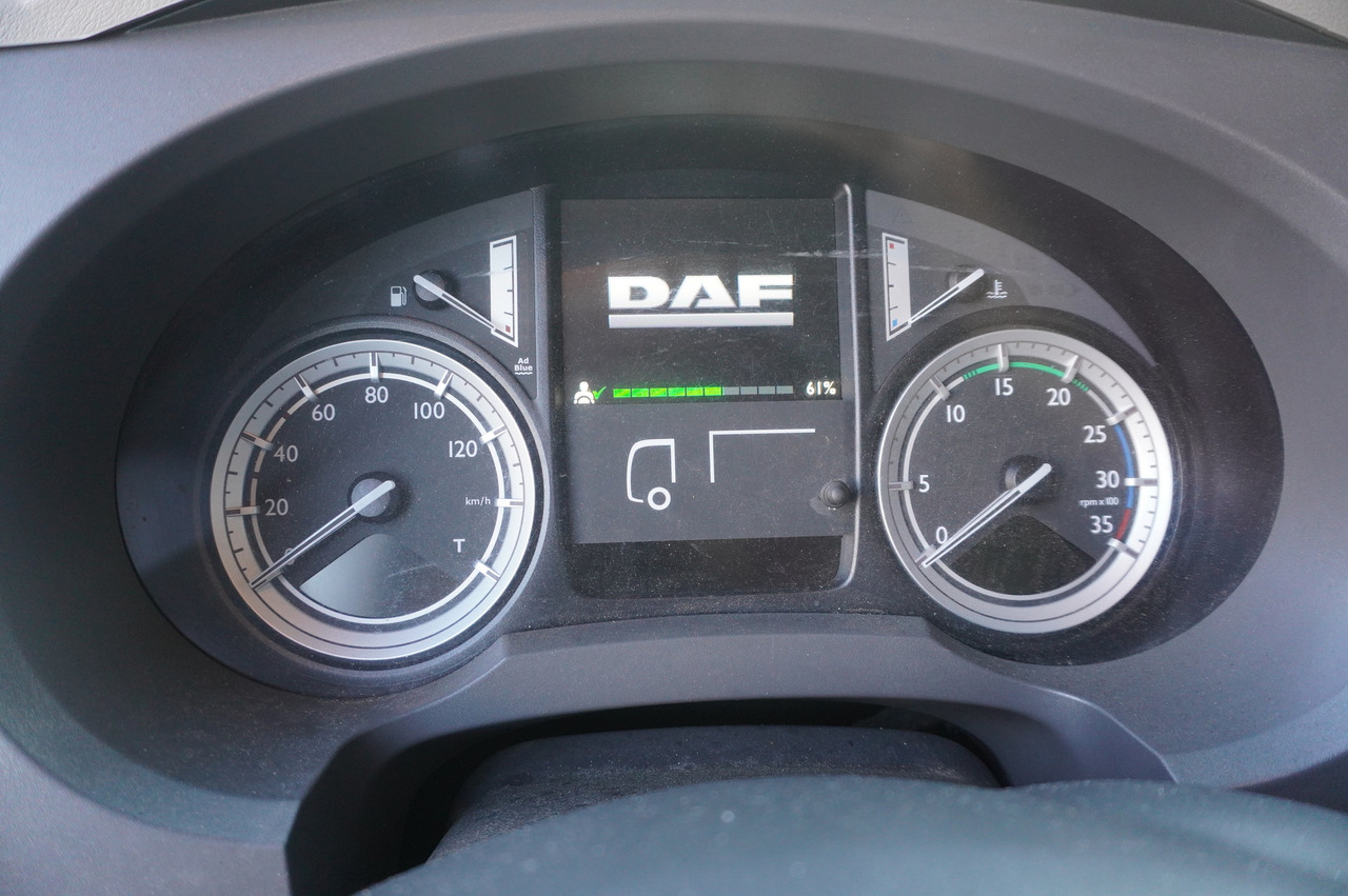 Refrigerator truck DAF LF 290 E6 4×2 / Lamberet refrigerated box 22 pallets / Multitemperature / Carrier Supra 1150 MT: picture 16 Refrigerator truck DAF LF 290 E6 4×2 / Lamberet refrigerated box 22 pallets / Multitemperature / Carrier Supra 1150 MT: picture 16