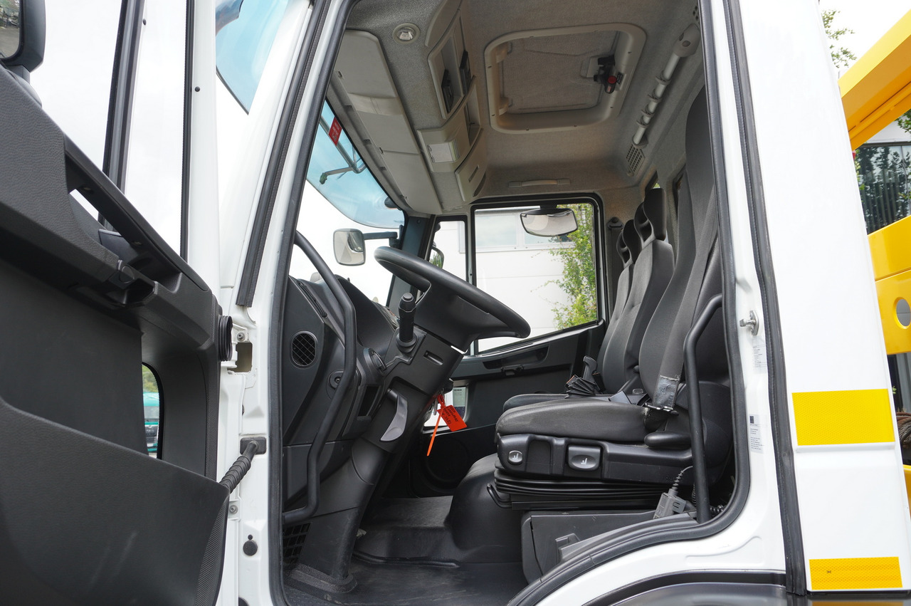 Leasing of IVECO Eurocargo 160-210 / 75,000 km! / OMARS lowered tow truck platform / Fork IVECO Eurocargo 160-210 / 75,000 km! / OMARS lowered tow truck platform / Fork: picture 23
