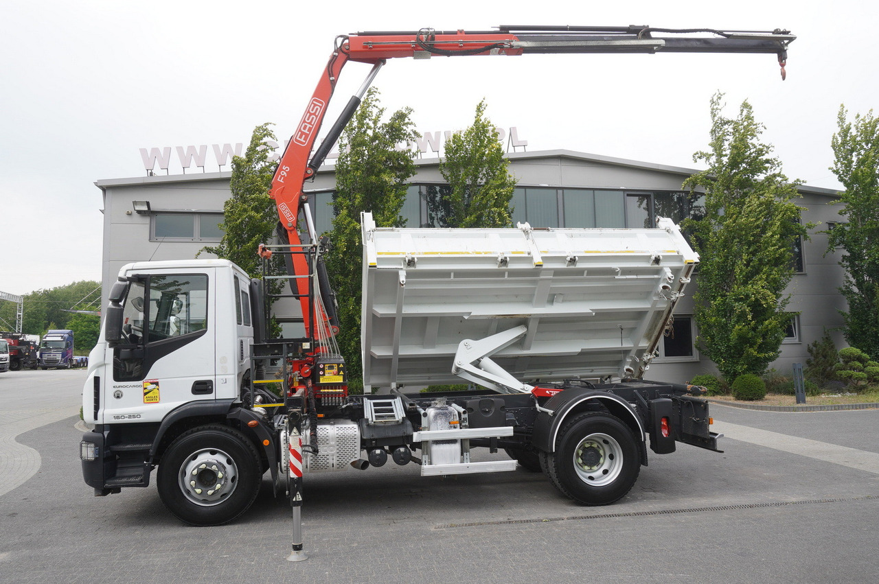 Crane truck IVECO Eurocargo 160-250 / Fassi F95 crane / 120 tho. km / 3-sided tipper: picture 17 Crane truck IVECO Eurocargo 160-250 / Fassi F95 crane / 120 tho. km / 3-sided tipper: picture 17