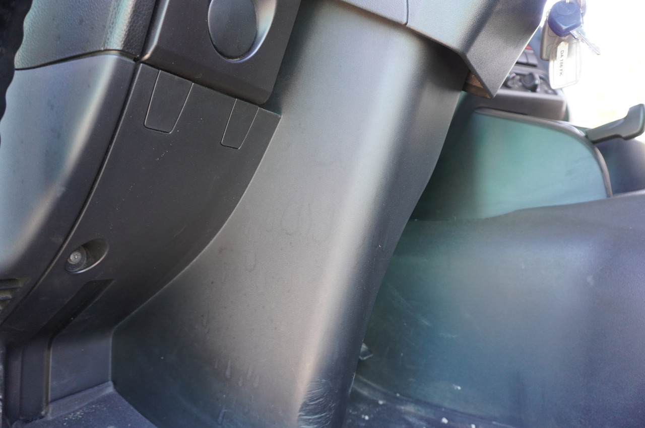 Tow truck IVECO Stralis 360 EEV Tow truck 6x2: picture 17