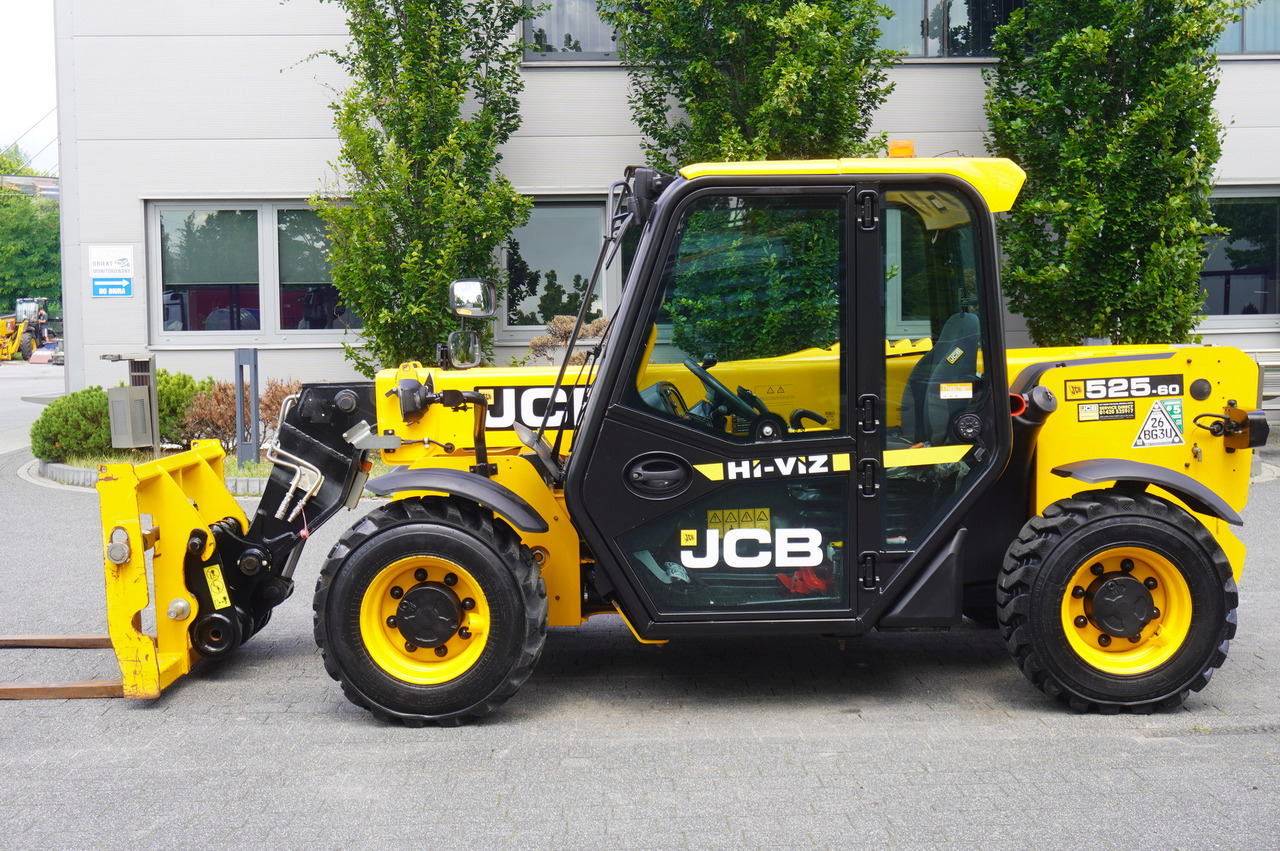 JCB 525-60T5 / 2022 / 860 MTH! / 2.5 T / Reach 6 m / joystick - Telescopic handler: picture 3 JCB 525-60T5 / 2022 / 860 MTH! / 2.5 T / Reach 6 m / joystick - Telescopic handler: picture 3