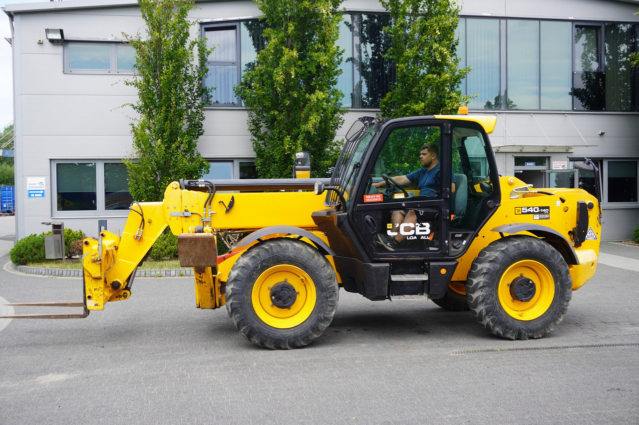 JCB 540-140 telescopic loader / 14 m range / 1800 MTH - Telescopic wheel loader: picture 3 JCB 540-140 telescopic loader / 14 m range / 1800 MTH - Telescopic wheel loader: picture 3