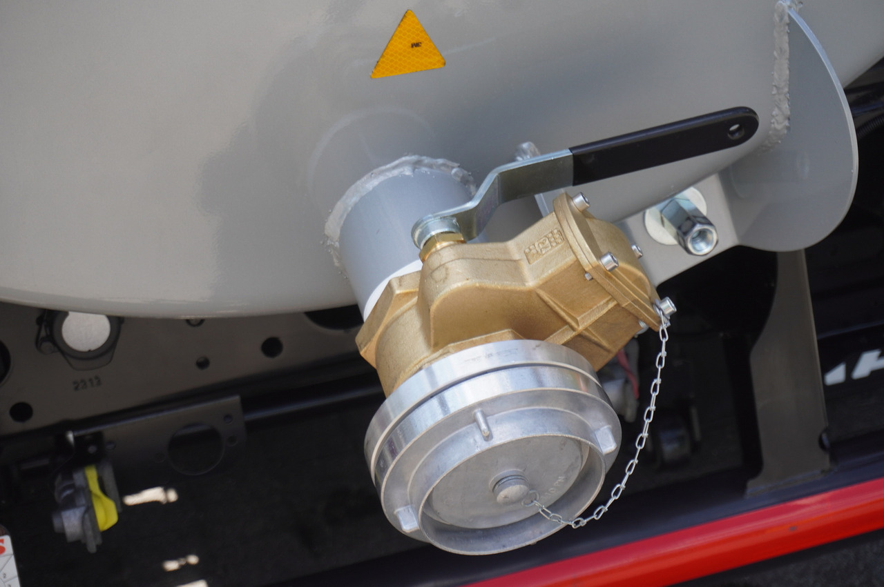 Slurry tanker MAN TGM 15.250 / NEW septic tank (07/2025) superstructure 8000 l / 160 tho. km: picture 10