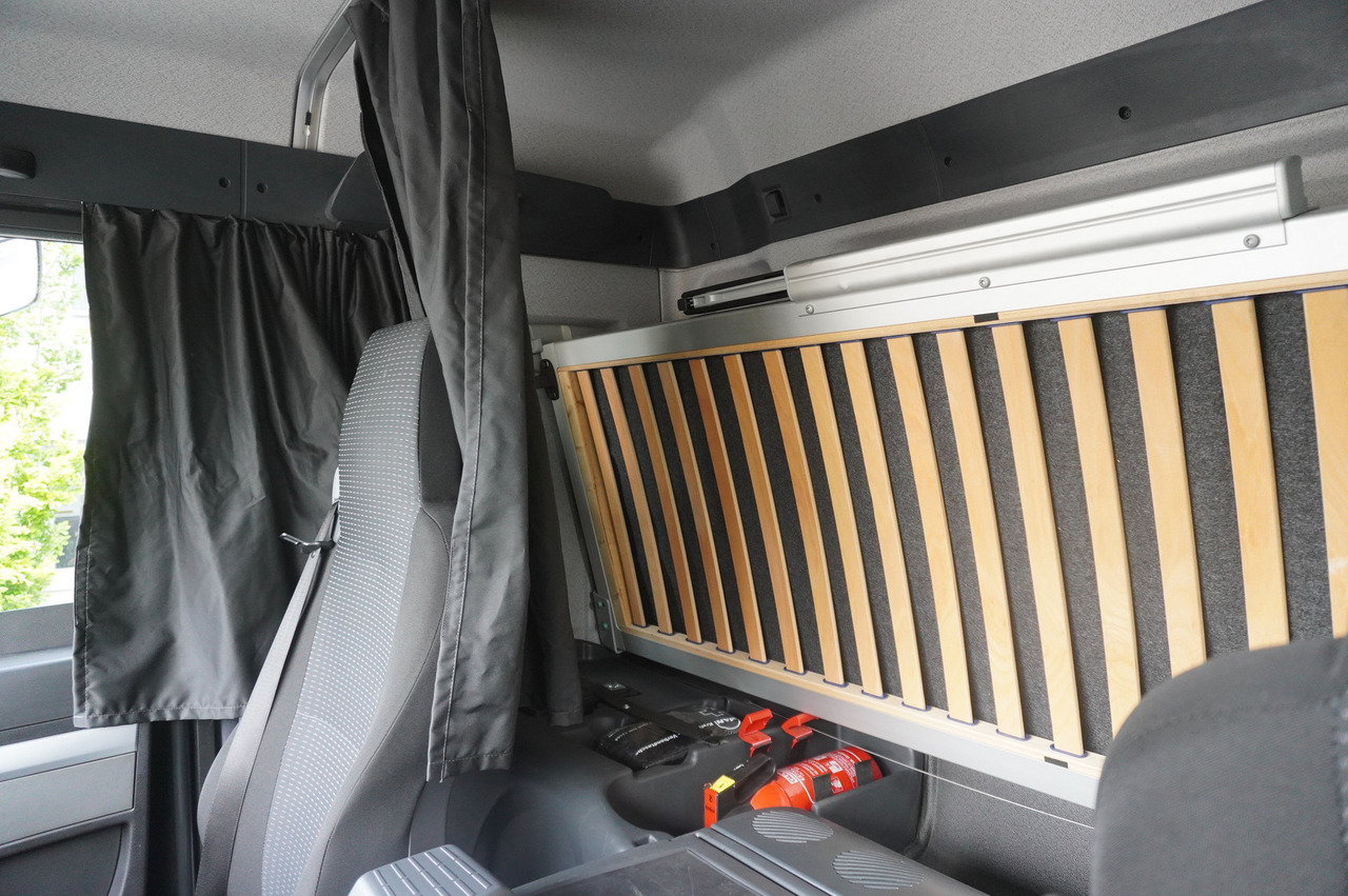 Curtainsider truck MAN TGS 18.440 / 19 EPAL curtainsider / Sleeper cab [ Copy ]: picture 22