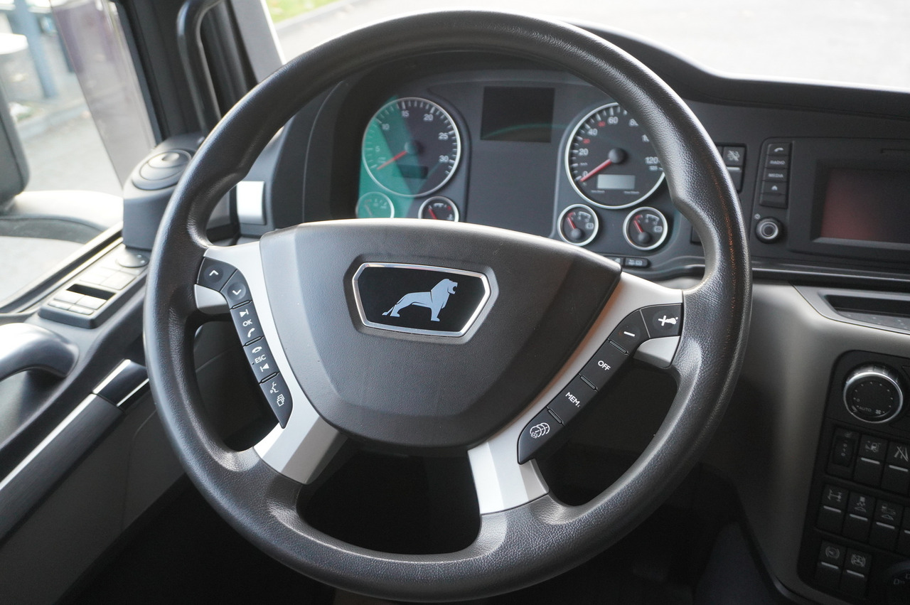 Leasing of MAN TGS 35.420 8×2 / Chassis 6.4 m / 3 steered axles MAN TGS 35.420 8×2 / Chassis 6.4 m / 3 steered axles: picture 17