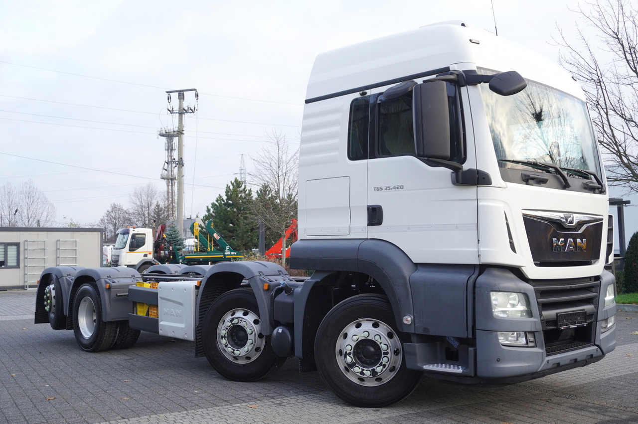 Leasing of MAN TGS 35.420 8×2 / Chassis 6.4 m / 3 steered axles MAN TGS 35.420 8×2 / Chassis 6.4 m / 3 steered axles: picture 6