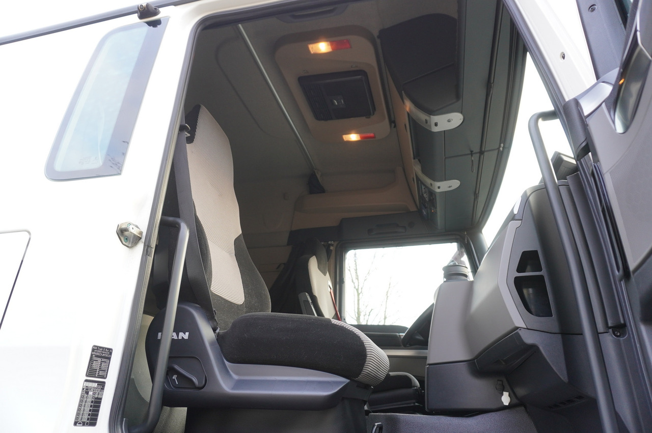 Leasing of MAN TGS 35.420 8×2 / Chassis 6.4 m / 3 steered axles MAN TGS 35.420 8×2 / Chassis 6.4 m / 3 steered axles: picture 27