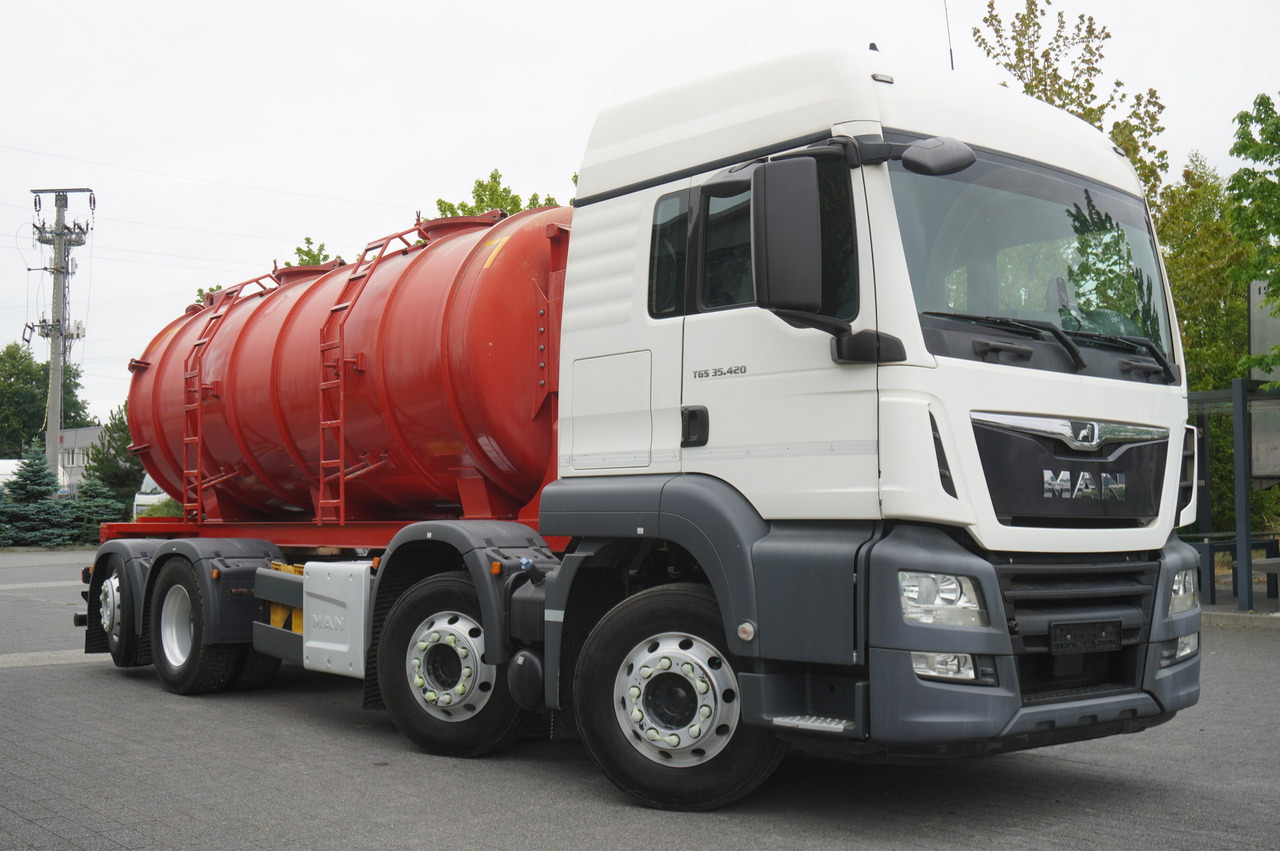 Tank truck MAN TGS 35.420 8×2 / NEW septic barrel 13000 L / 3 steered axles: picture 6
