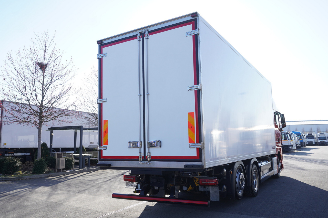 MAN TGX 26.510 / 2022 / New Lamberet refrigerator bitemperature/ Carrier Supra 1150 MT / 4 units - Refrigerator truck: picture 4 MAN TGX 26.510 / 2022 / New Lamberet refrigerator bitemperature/ Carrier Supra 1150 MT / 4 units - Refrigerator truck: picture 4