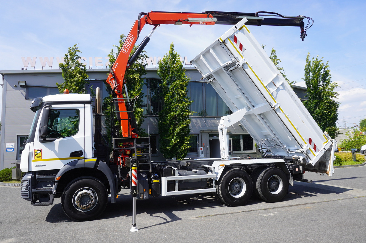 MERCEDES-BENZ AROCS 2636 / Fassi F155A.0.22 crane 6t / 120 tho. km / 3-sided dump truck / 2 x Bordmatic - Dropside/ Flatbed truck, Crane truck: picture 5 MERCEDES-BENZ AROCS 2636 / Fassi F155A.0.22 crane 6t / 120 tho. km / 3-sided dump truck / 2 x Bordmatic - Dropside/ Flatbed truck, Crane truck: picture 5