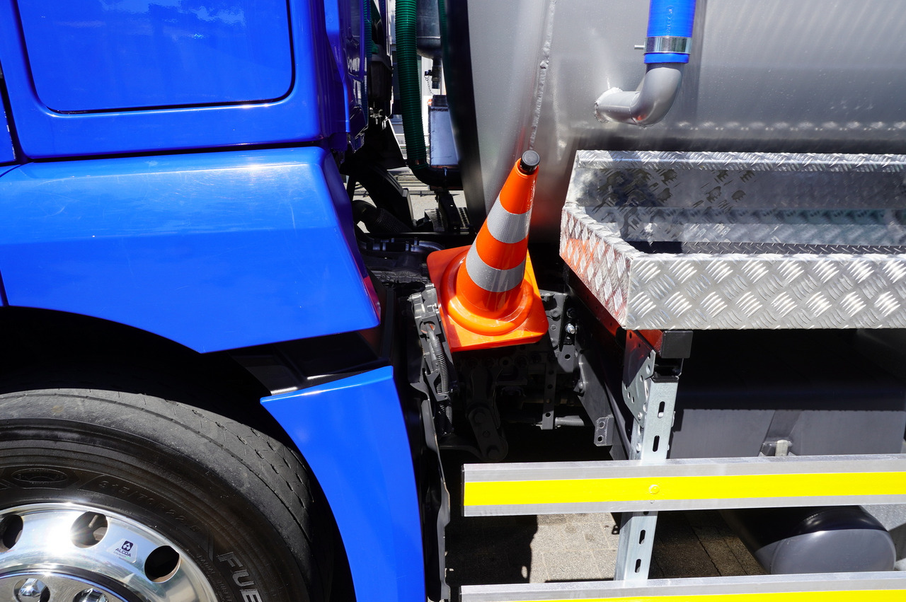 Leasing of MERCEDES-BENZ Actros 18.35 LS / Body NEW septic tank (08/2025) 11000 l / 280000 kilometers! MERCEDES-BENZ Actros 18.35 LS / Body NEW septic tank (08/2025) 11000 l / 280000 kilometers!: picture 14