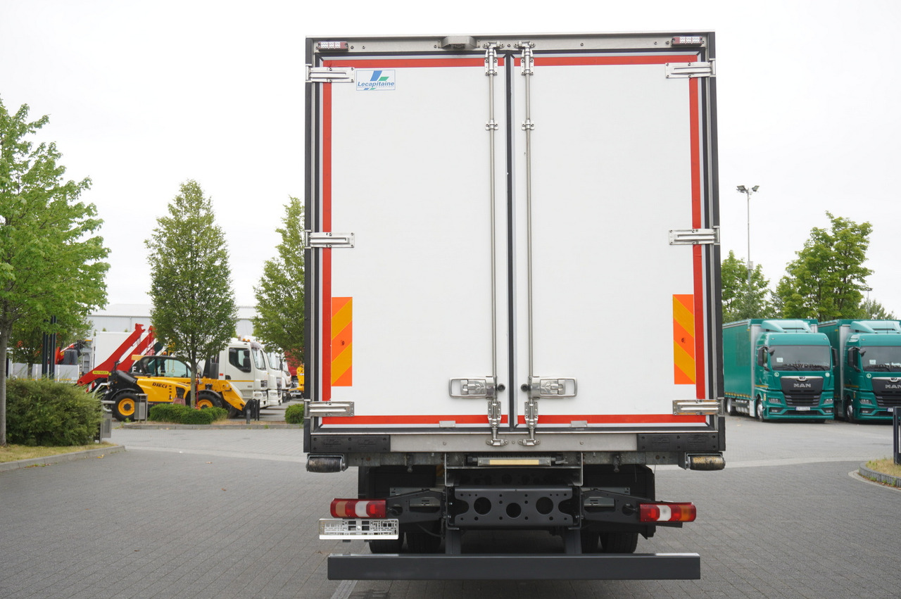 MERCEDES-BENZ Actros 1824 / Refrigerator 22 EPAL / Carrier Supra 950 / Sleeping cabin - Refrigerator truck: picture 4 MERCEDES-BENZ Actros 1824 / Refrigerator 22 EPAL / Carrier Supra 950 / Sleeping cabin - Refrigerator truck: picture 4