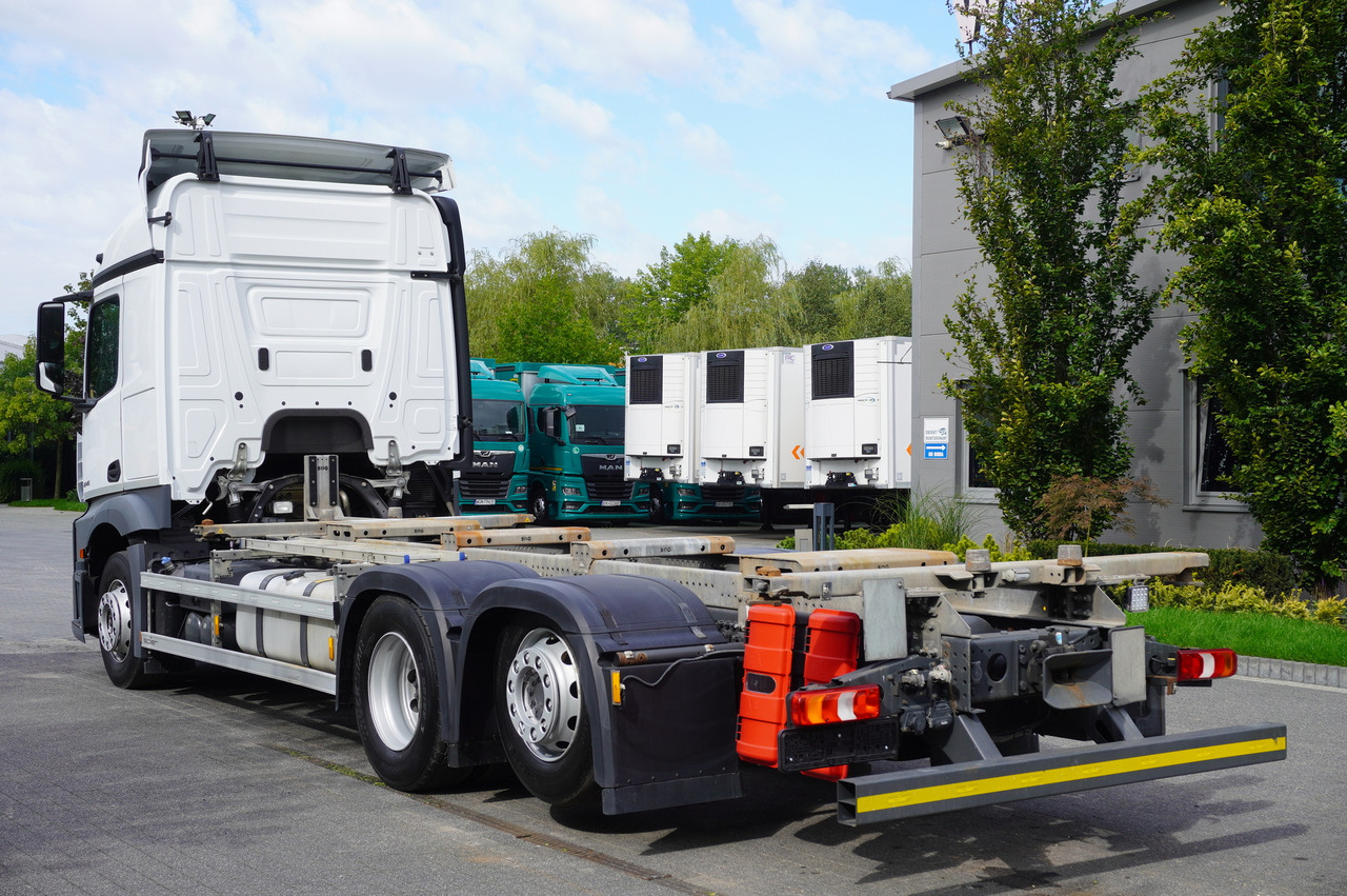 MERCEDES-BENZ Actros 2545 6×2 MP5 / Full ADR / 2 units - Container transporter/ Swap body truck: picture 4 MERCEDES-BENZ Actros 2545 6×2 MP5 / Full ADR / 2 units - Container transporter/ Swap body truck: picture 4