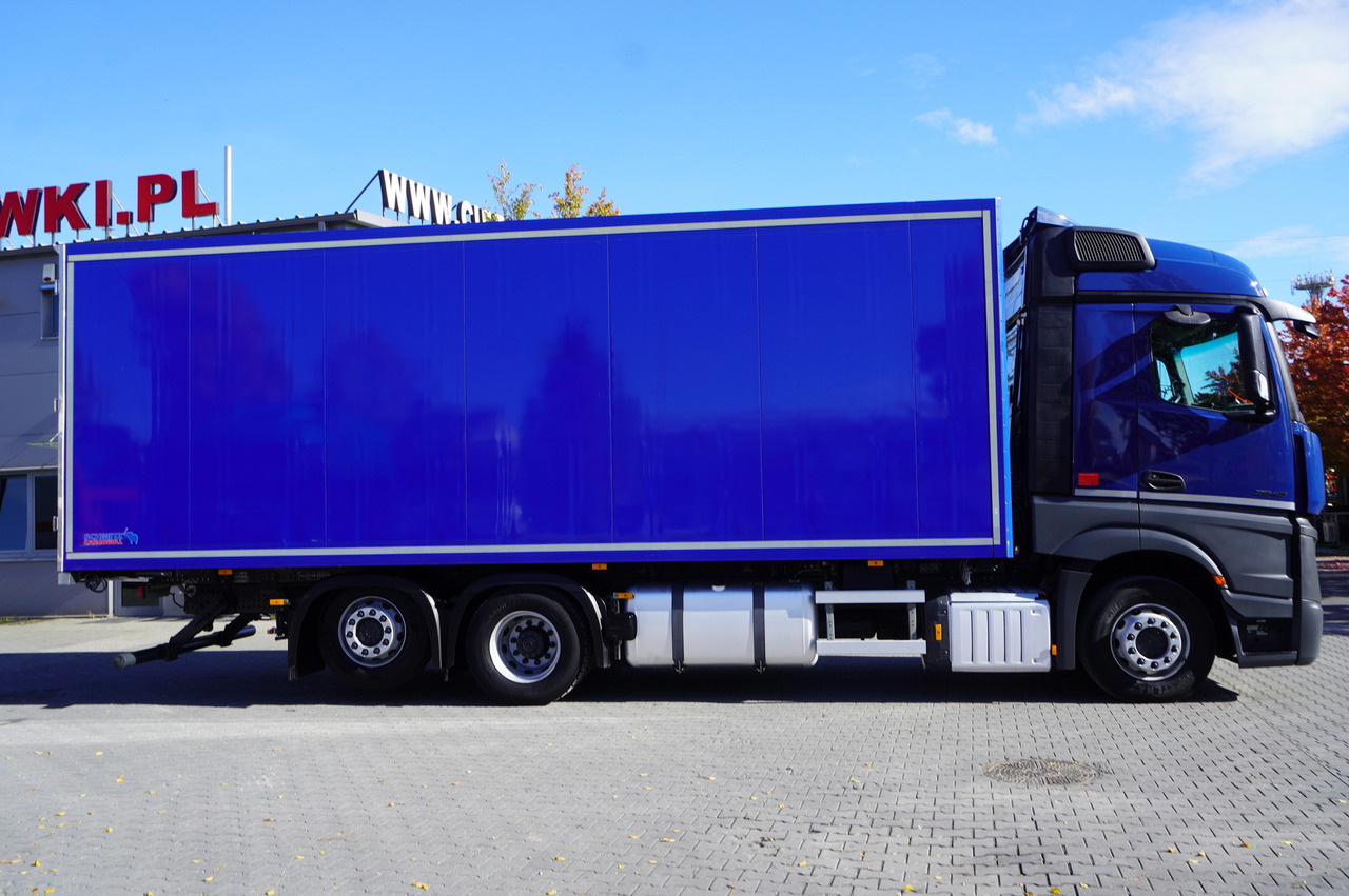 MERCEDES-BENZ Actros 2548 MP5 6×2 / Schmitz 19 EPAL refrigerator / 2023 - Refrigerator truck: picture 2 MERCEDES-BENZ Actros 2548 MP5 6×2 / Schmitz 19 EPAL refrigerator / 2023 - Refrigerator truck: picture 2