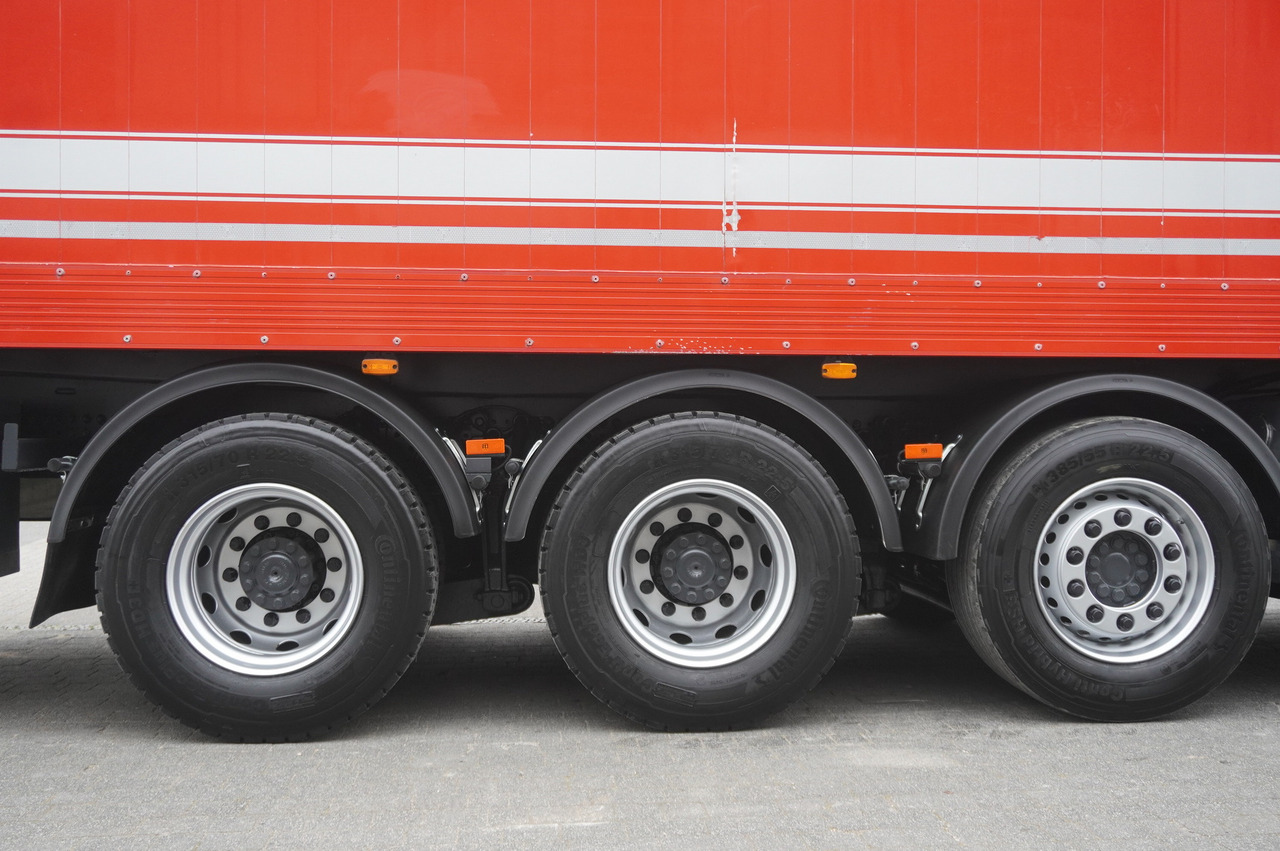Dropside/ Flatbed truck MERCEDES-BENZ Actros 3563 8x4 / Tipper for grain 20 t load capacity: picture 21