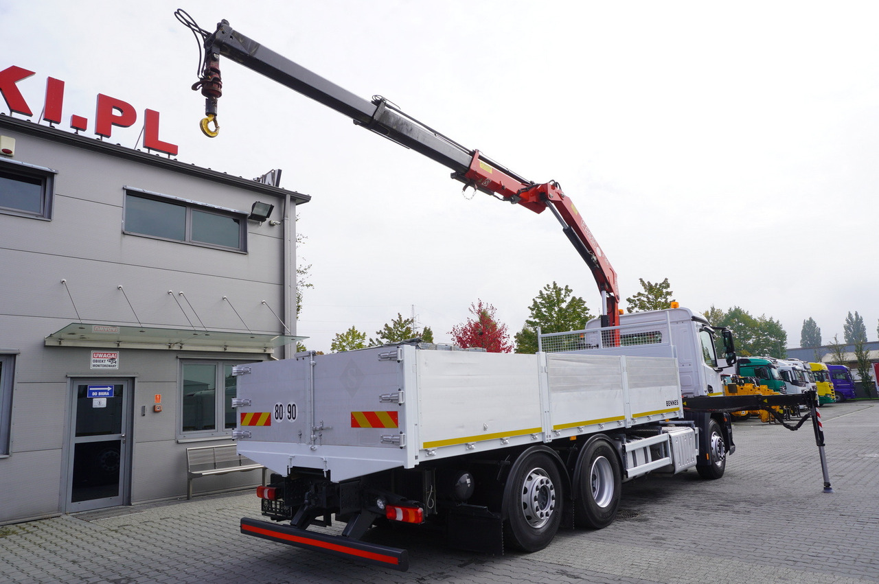 MERCEDES-BENZ Antos 2540 / Flatbed 15 EPAL / Fassi F165 / 6.1 t / 8 m reach / remote control / rotator / 1600 MTH / steered axle - Crane truck: picture 3 MERCEDES-BENZ Antos 2540 / Flatbed 15 EPAL / Fassi F165 / 6.1 t / 8 m reach / remote control / rotator / 1600 MTH / steered axle - Crane truck: picture 3