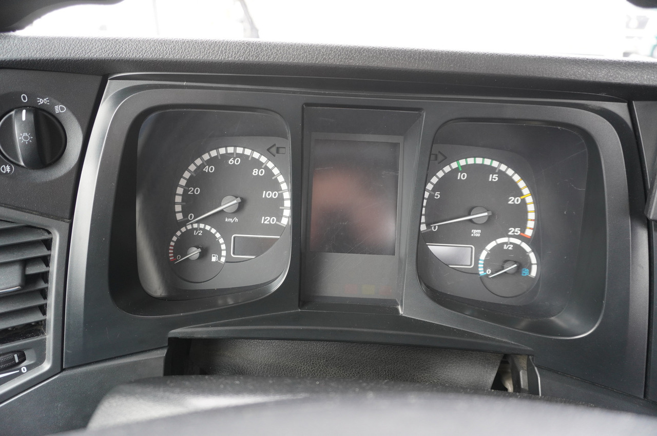 Leasing of MERCEDES-BENZ Arocs 2633 flatbed truck / Crane FASSI F155A.0.23 / REMOTE CONTROL / 230,000 km MERCEDES-BENZ Arocs 2633 flatbed truck / Crane FASSI F155A.0.23 / REMOTE CONTROL / 230,000 km: picture 28