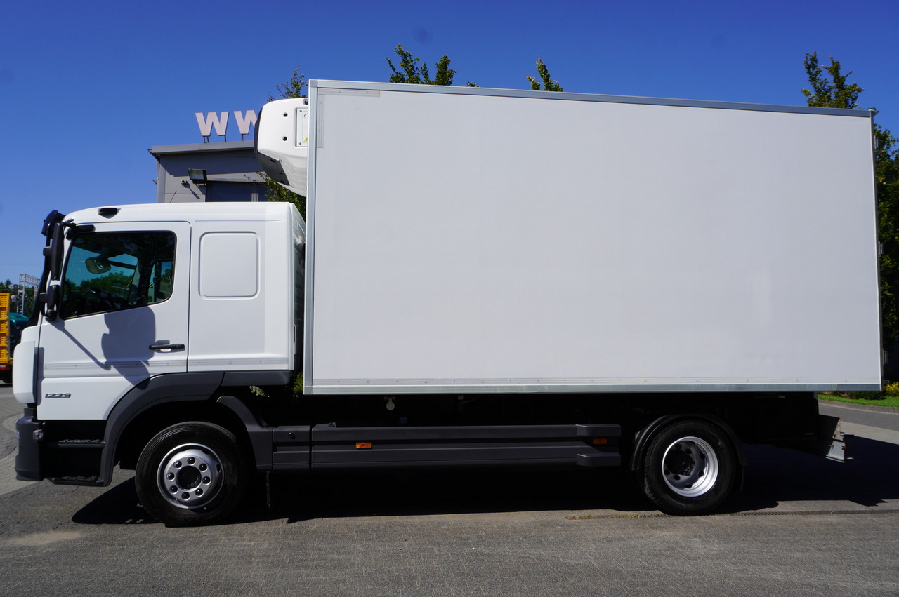 MERCEDES-BENZ Atego 1223 / Bitemperature Refrigerator 12 EPAL / Full ADR / Sleeper cab / 175 tho. km - Refrigerator truck: picture 2 MERCEDES-BENZ Atego 1223 / Bitemperature Refrigerator 12 EPAL / Full ADR / Sleeper cab / 175 tho. km - Refrigerator truck: picture 2