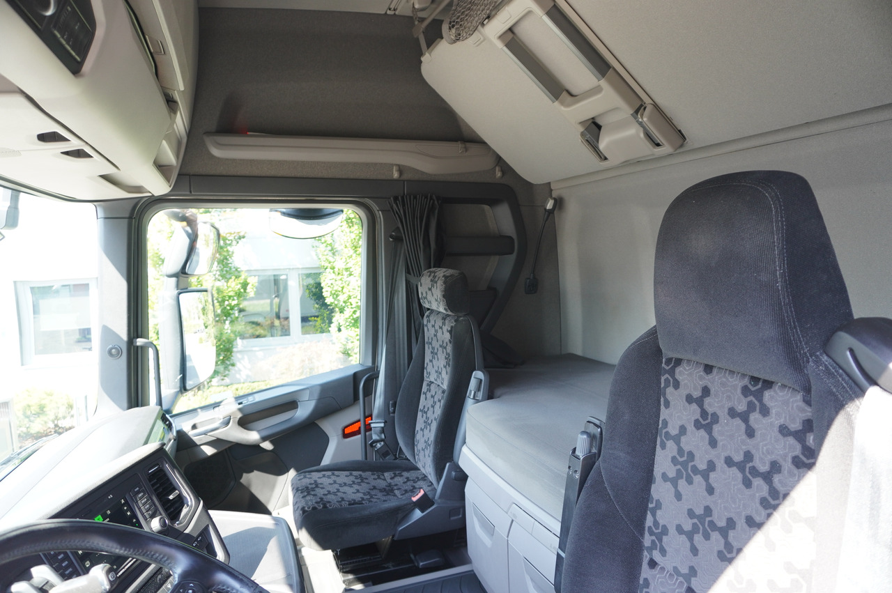 Refrigerator truck for transportation of meat SCANIA R500 Hook-Up Refrigerated Truck KIESLING 20 EPAL / Carrier Supra 1250 Silent: picture 19