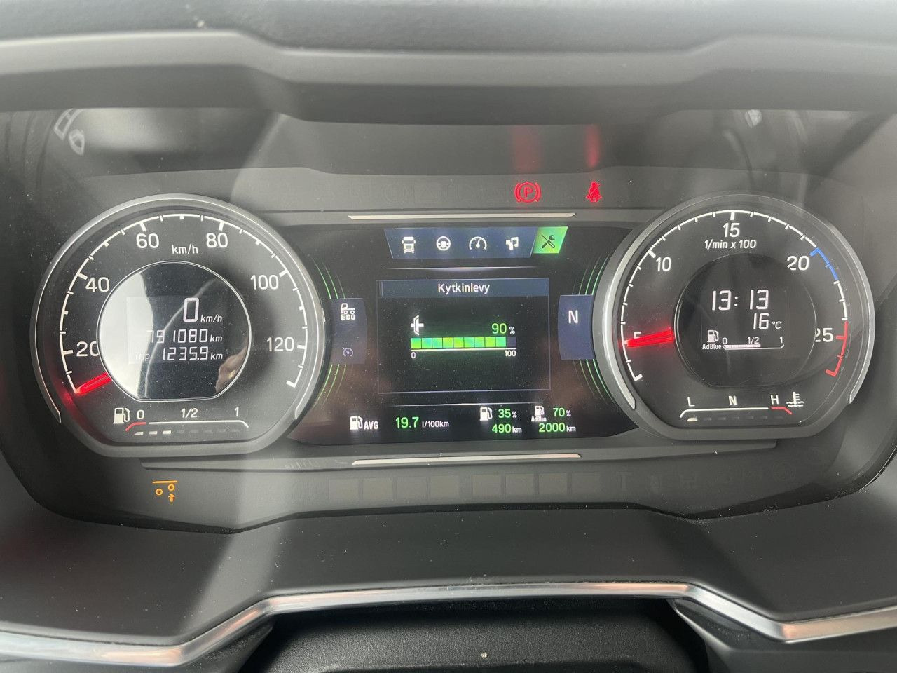 Leasing of SCANIA R560 B8x4*4 / Chassis / sleeper cab / Power take-off SCANIA R560 B8x4*4 / Chassis / sleeper cab / Power take-off: picture 14 Leasing of SCANIA R560 B8x4*4 / Chassis / sleeper cab / Power take-off SCANIA R560 B8x4*4 / Chassis / sleeper cab / Power take-off: picture 14