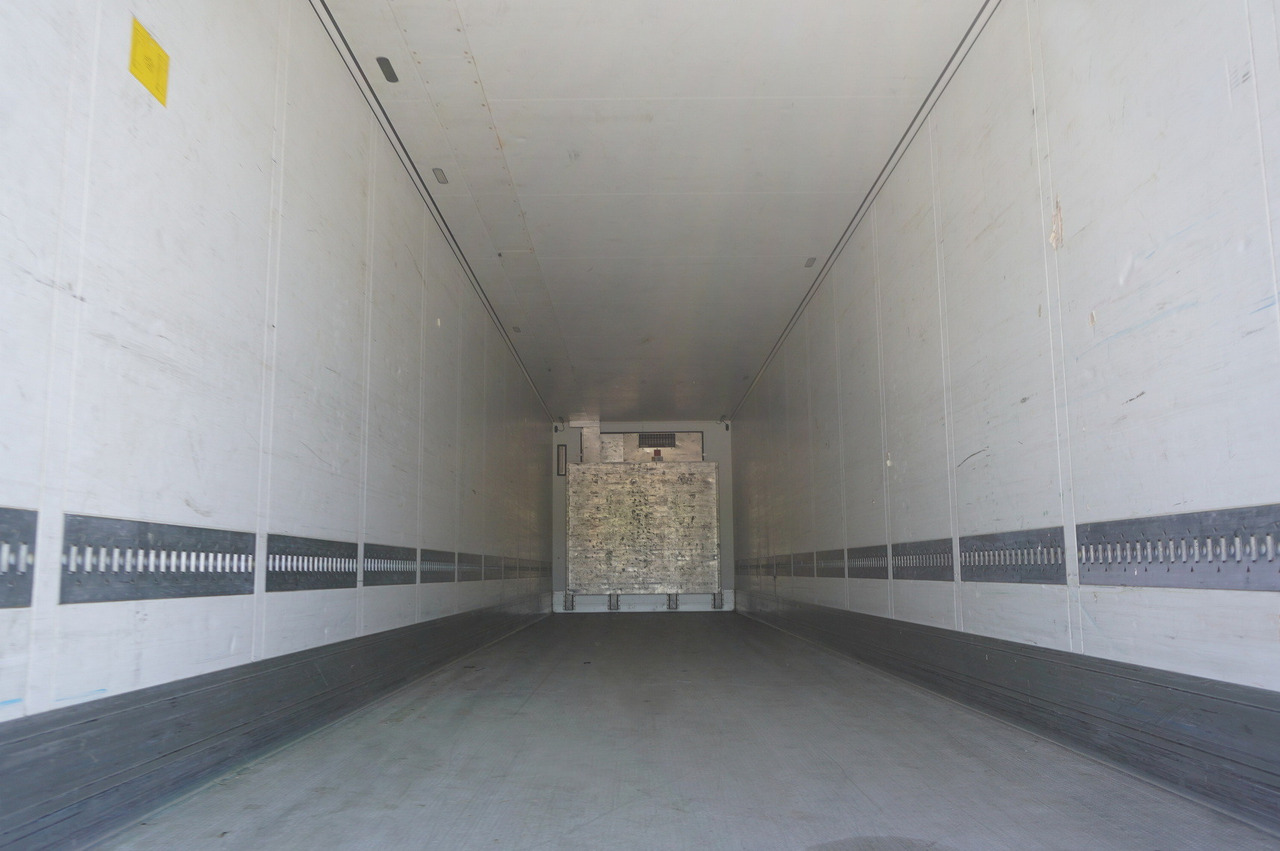 SCHMITZ refrigerated semi-trailer / Thermoking SLX Spectrum 250 / Multitemperature - Refrigerator semi-trailer: picture 5 SCHMITZ refrigerated semi-trailer / Thermoking SLX Spectrum 250 / Multitemperature - Refrigerator semi-trailer: picture 5