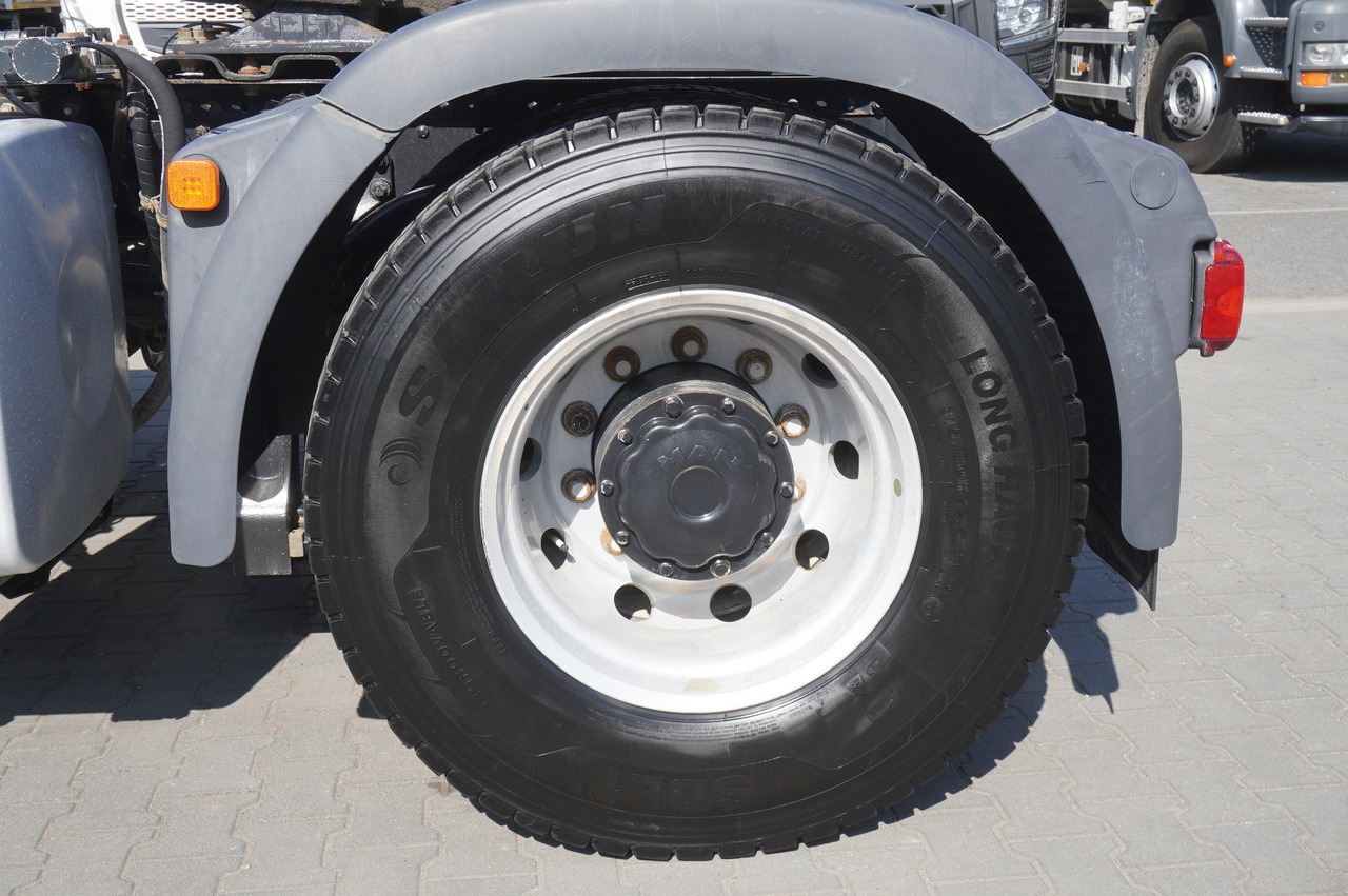 Tractor unit MAN TGX 18.510 4x4 tractor unit / 510 HP / Sleeper cab: picture 11