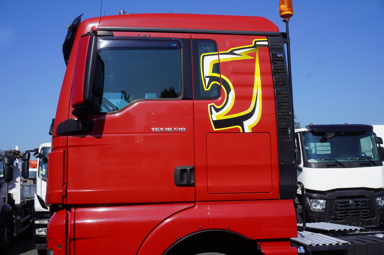 Tractor unit MAN TGX 18.510 4x4 tractor unit / 510 HP / Sleeper cab: picture 14