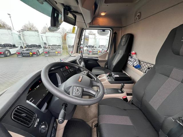 DAF XB 290 FA 16 to. Curtainsider LBW 1.5 Tonnen AHK - Curtainsider truck: picture 2 DAF XB 290 FA 16 to. Curtainsider LBW 1.5 Tonnen AHK - Curtainsider truck: picture 2