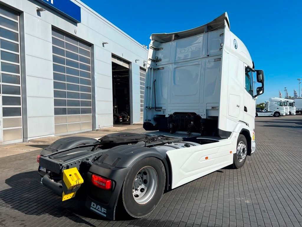 DAF XG 480 FT TraXon ZF-Intarder 2x Tank 1.195 Liter - Tractor unit: picture 4 DAF XG 480 FT TraXon ZF-Intarder 2x Tank 1.195 Liter - Tractor unit: picture 4