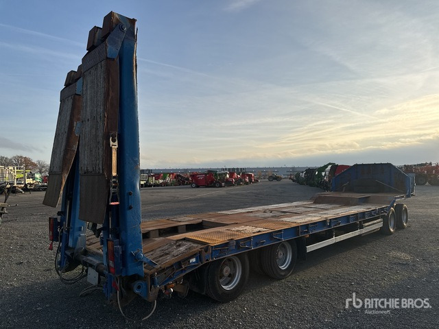 2001 Langendorf TUE 32 Lowboy Trailer - Low loader trailer: picture 4 2001 Langendorf TUE 32 Lowboy Trailer - Low loader trailer: picture 4