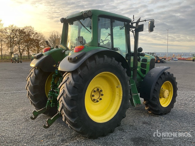 2010 John Deere 6534 Premium 4WD Tractor - Farm tractor: picture 3 2010 John Deere 6534 Premium 4WD Tractor - Farm tractor: picture 3