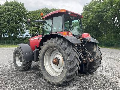 CASE IH MXM175 - Farm tractor: picture 2 CASE IH MXM175 - Farm tractor: picture 2