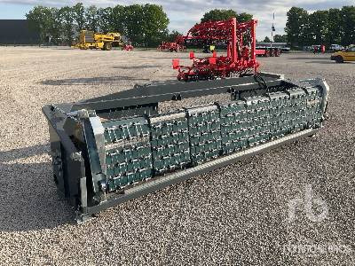 ZIEGLER PICK-UP 4M (Unused) - Grain header: picture 4 ZIEGLER PICK-UP 4M (Unused) - Grain header: picture 4