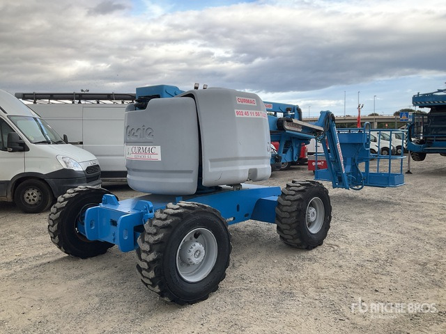 2000 Genie Z40-25 4WD Diesel Articulating Boom Lift - Articulated boom: picture 2 2000 Genie Z40-25 4WD Diesel Articulating Boom Lift - Articulated boom: picture 2