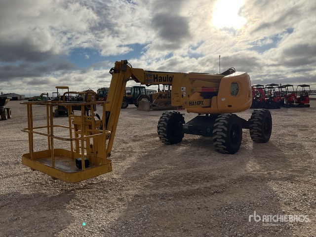 2003 Haulotte HA16PXNT 4WD Diesel Articulating Boom Lift - Articulated boom: picture 4 2003 Haulotte HA16PXNT 4WD Diesel Articulating Boom Lift - Articulated boom: picture 4