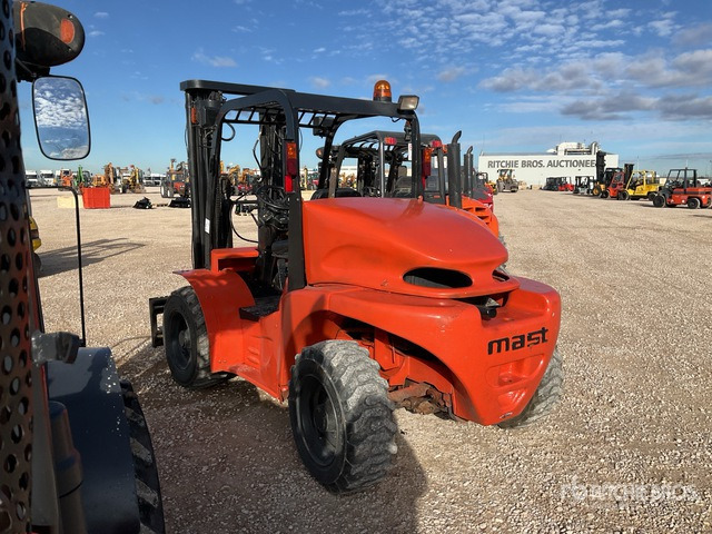 2004 Mast Explorer H25D 4x4 Rough Terrain Forklift - Rough terrain forklift: picture 4 2004 Mast Explorer H25D 4x4 Rough Terrain Forklift - Rough terrain forklift: picture 4