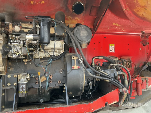 2006 Haulotte HA32PX 4WD Diesel Articulating Boom Lift - Articulated boom: picture 5 2006 Haulotte HA32PX 4WD Diesel Articulating Boom Lift - Articulated boom: picture 5