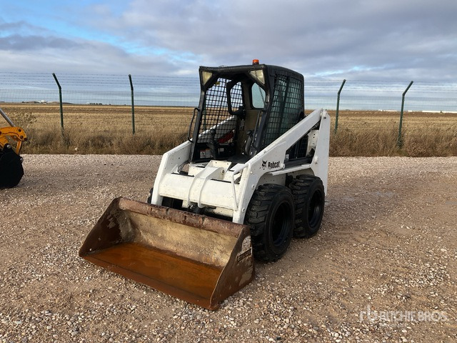 2007 Bobcat S130 Skid Steer Loader - Skid steer loader: picture 2 2007 Bobcat S130 Skid Steer Loader - Skid steer loader: picture 2