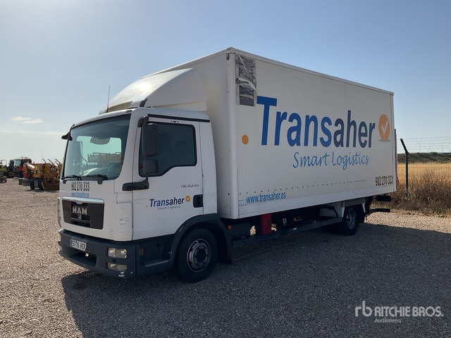 2011 MAN TGL 8.180 4x2 4x2 (Inoperable) Van Truck - Panel van: picture 2 2011 MAN TGL 8.180 4x2 4x2 (Inoperable) Van Truck - Panel van: picture 2