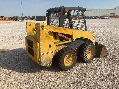 KOMATSU SK714-5 - Skid steer loader: picture 3 KOMATSU SK714-5 - Skid steer loader: picture 3