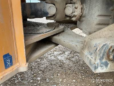 Wheel loader LIEBHERR L556: picture 14
