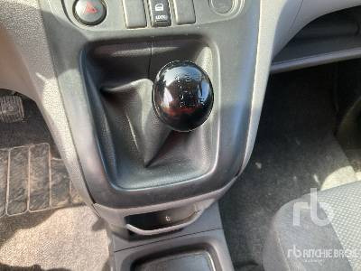 Panel van NISSAN NV200: picture 16