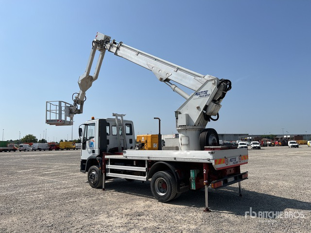 2000 Iveco Eurocargo 130E18 2000 Multitel Pagliero J322.200 ... Bucket Truck - Truck mounted aerial platform: picture 3 2000 Iveco Eurocargo 130E18 2000 Multitel Pagliero J322.200 ... Bucket Truck - Truck mounted aerial platform: picture 3